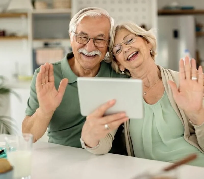 Assurance-50-plus joyeux couple age